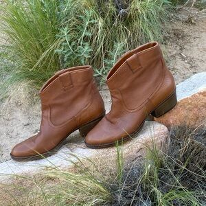 Kenneth Cole Cowgirl Ankle Boots Women's Size 10M Leather Brown Western Wear